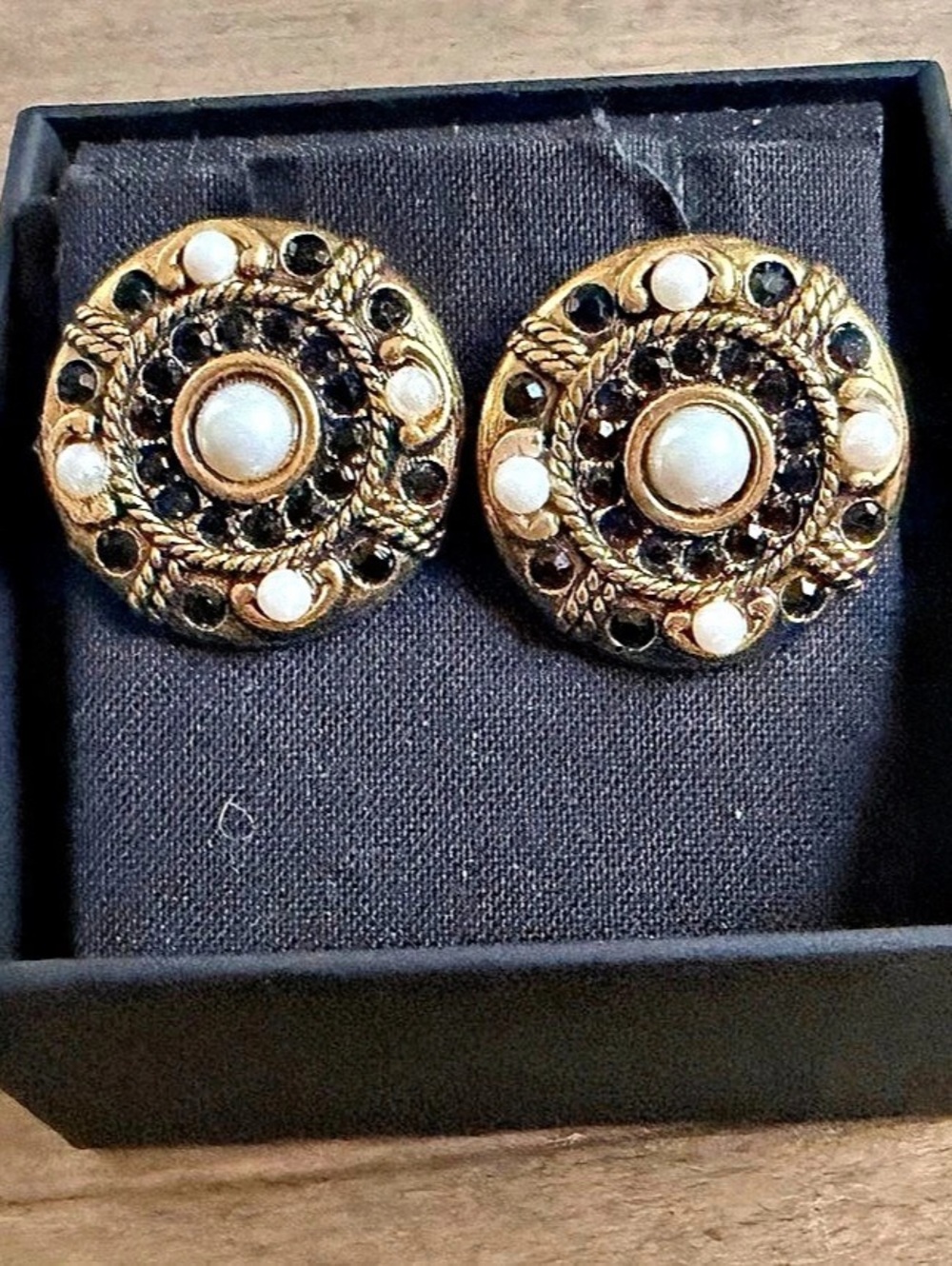 Napier Vintage Pearl & Black Stone Clip-On Earrings